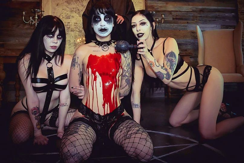 Seksualne egzorcyzmy. Darmowe filmy porno